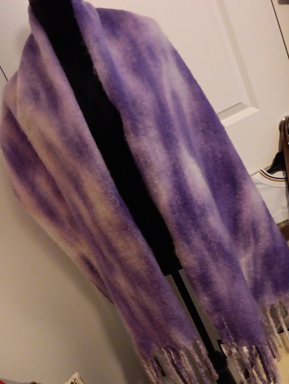 crown & ivy Purple Ombre Fringe Wrap Scarf